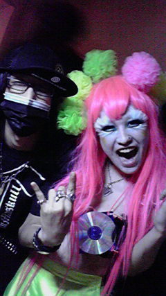 683547288_128.JPG - 27,751BYTES